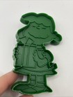 2 Vintage Peanuts Cookie Cutters Linus And  Lucy United Feature