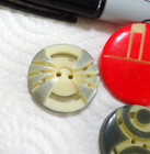 Lot Of 4 Vintage Carved Pierced Celluloid Button 1 1 8  To 1 3 8 