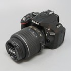 Nikon D5200 24 1mp Dslr Camera Black  w  Af-s Dx 18-55mm Lens  - 999 Clicks 