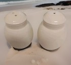 Vintage Round Floral With Basket And  Ribbon Design Salt   Pepper Set 4 In