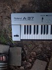 A-37 Roland Keyboard 
