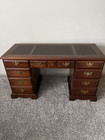 Vintage Broyhill Executive Desk    leather Top solid Wood - Local Pickup atlanta 
