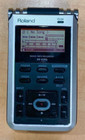 Roland R-05 Studio Portable Wave   Mp3 Linear Pcm Recorder Working From Japan