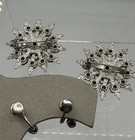 Vintage Lot Of 3 Pieces  2 Scatter Pins   Screwback Earrings Green Rhinestones 