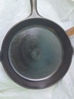 Vintage Unmarked No  9 Cast Iron Skillet Pan Early Gate Mark 