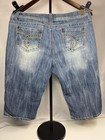 Ymi Denim Shorts Womens 9 Light Wash Bermuda Distressed Stretch Juniors M67135