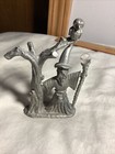 Spoontiques Wizard Pewter Figurine With Crystal Ball   Owl Mr933