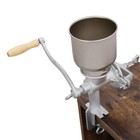 500  Home Use Hand Cranking Operation Grain Grinder Silver