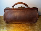 Primitive Antique Leather Wavy Grain Doctor s Medical Bag Brass Triple Latches
