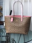 Coach Reversible City Tote Bag F36658  With Pouch Signature Women s Bag Outlet 