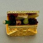 Beautiful Est  e Lauder Picnic Basket Solid Perfume Compact From 2002