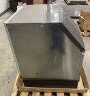 Manitowoc Uyf0140a Undercounter Ice Machine With Bin Half Dice Cube 137 Lb 