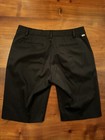 Greg Norman Women   s Black Preppy Golf Bermuda Stretch Short Sz 6