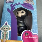 Fingerlings Interactive Baby Monkey Finn Black W Blue Hair Wowwee 2016 New Box