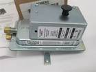 Siemens Powers 141-0575   Airflow Switch   Differential Static Pressure 