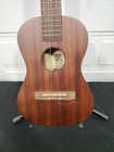 Beautiful Mahogany Bu10 Baritone Ukulele Guitar 