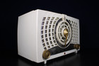Vintage Old Antique Near Mint Emerson Mid Century Working White Bakelite Radio