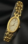 Vintage Seiko 80   s Gold Tone Oval Dial Horsebit Bracelet Link Ladies Watch 