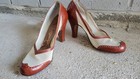 Vintage 1940 s Heels 3 5   Two Tone Tan Heels 6 1 2 A