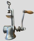 Vintage No 2 Universal Cast Iron Table Top Hand Crank Meat Grinder Food Chopper