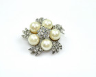 Silver Tone Flower Brooch Rhinestone Faux Pearl Brooches Pin Woman Gift