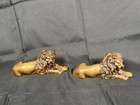 Pair Of Vtg Bronze Lion Sculptures  bookends 8 5  Long Detailed Lion Laying Down