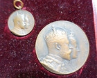 1902 King Edward Vii   Queen Alexandra Bronze Coronation  2  Medal Set elkington