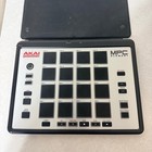 Akai Professional Mpc Element Slimline Music Production Midi Pad Controller