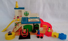 Fisher Price Vintage Little People Sesame Street Club House Complete - Fpb004