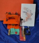 Singer Sewhandy 20 Childs Toy Sewing Machine 1950 s Powder Coated Tested Case