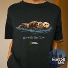 Go With The Flow Otter T Shirt - Vintage 2001 National Geo Society Graphic Tee