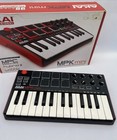 Gently Used   Akai Mpk Mini Mk2 25 Key Electronic Keyboard - Keyboard Only