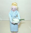 Miniature Aged Rustic Enamel Large Skillet In Beige  A   Dollhouse 1 12