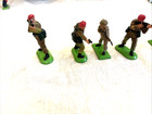 Vintage Britains Set Of 7 Deetail Modern Paratroopers     7 Figures     Red Berets