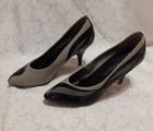 Vintage Ladies High Heeled Pointed Shoes  60s Vintage Size 7 In Original Box