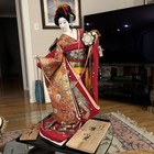 21    Japanese Oyama Ningyo Doll Geisha Dancer Red Brocade Kimono Drum Wood Base