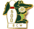 Vintage Bowling Pin Lapel Pin Bcw 500 Club Alligator Daisy Gold Tone