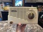 Vintage 1950s Model 516a Table Top Am Tube Radio Tested Works Great Bakelite