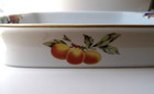 Royal Worcester Evesham 1961 Gold 15 1 2 X 11-1 2 In Porcelain Lasagna Baker