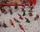 Vintage Crescent Lead Figure Toys  Cowboys   Indians England 31pcs With Box