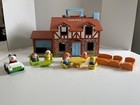 Vintage Fisher Price Little People Tudor Play Family House 952 W  Accessories 