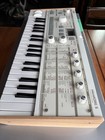 Korg Microkorg S 37-key Analog Modeling Synthesizer Vocoder Tested Working