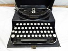 Antique Remington Junior Portable Typewriter   Case 1933 Standard 4-bank W case