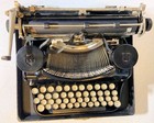 Vin 1930s Underwood Portable 4 Bank Model E Typewriter In Case