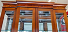 Vtg Pulaski Breakfront Lighted Curio Burled Wood 4 Glass Shelves 76 h 42 w 13 d