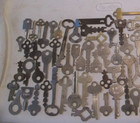 Lot Of 65 Plus     Flat Skeleton Keys  Lock Padlock Art Craft More Here Vintage