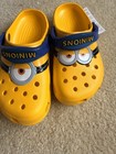 Crocs Classic Clog Despicable Me Minions Fun Lab Am Minions Big Kids Size J3