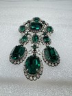 Vintage Rare Signed Kramer Emerald Green Rhinestone Crystal Runway Pin Brooch