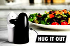 Salt And Pepper Shakers Cute Decorative Novelty Hugging Shakers Couple Set Black