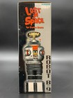 Lost In Space  robot B9  By Trendmasters  1997   new In Box  Vintage